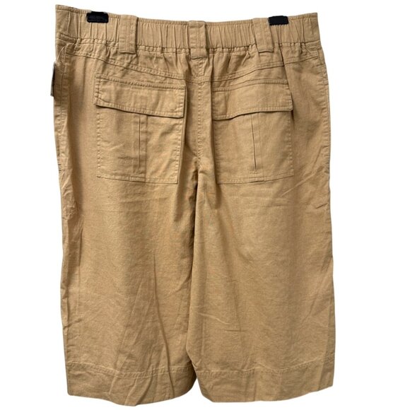 Basic Editions Bermuda Shorts Plus Size 18W Womens Tan Elastic Waist NWT - Picture 2 of 9